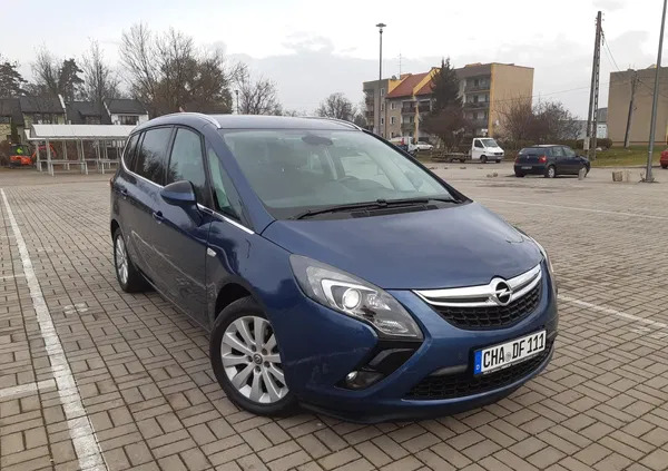 opolskie Opel Zafira cena 47800 przebieg: 209000, rok produkcji 2015 z Paczków